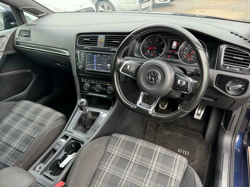 Used Volkswagen Golf 2016 for sale - 77394997: Photo 22