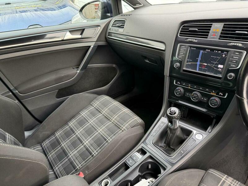 Used Volkswagen Golf 2016 for sale - 77394997: Photo 23