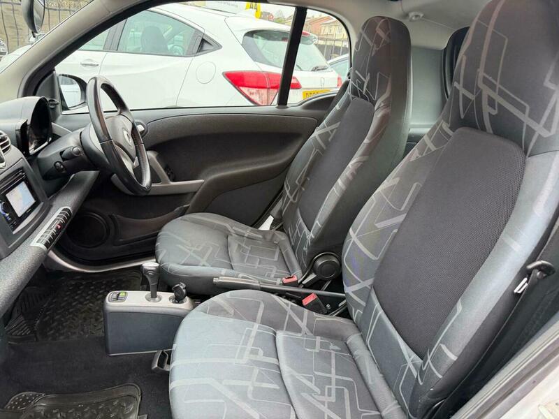 Used smart fortwo 2010 for sale - 77409229: Photo 9
