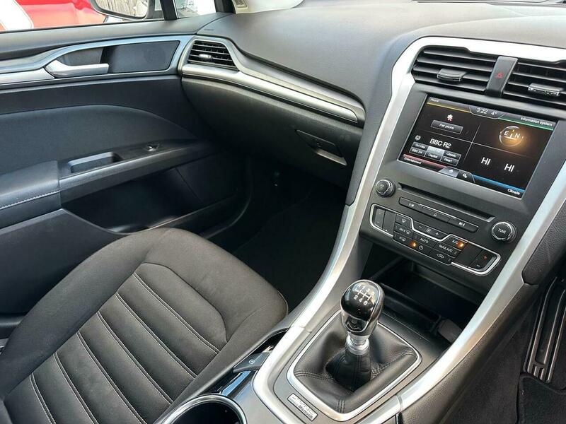 Used Ford Mondeo 2015 for sale - 77107331: Photo 16