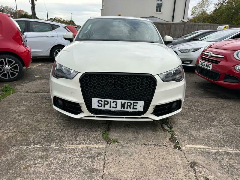 Used Audi A1 2013 for sale - 76536335: Photo 2