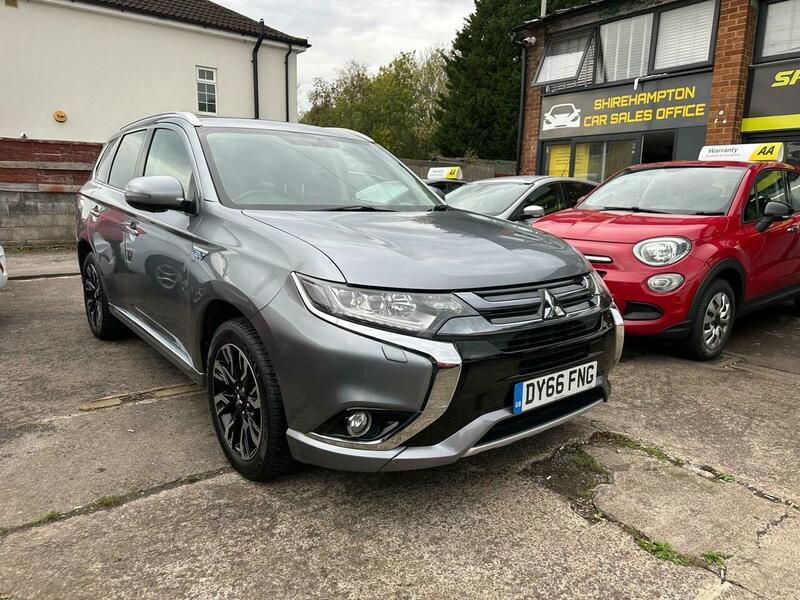 Used Mitsubishi Outlander 2016 for sale - 76520896: Photo 1