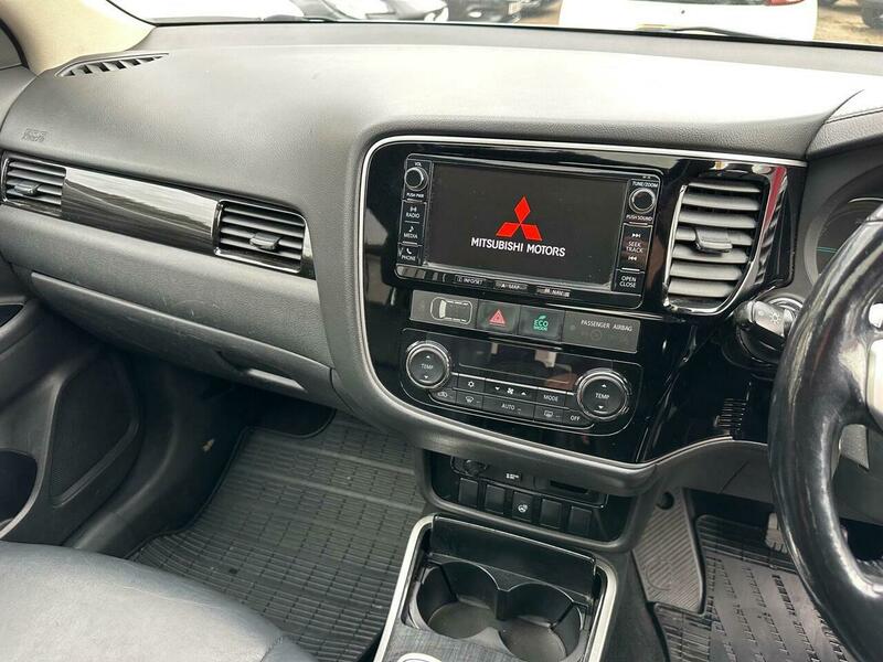 Used Mitsubishi Outlander 2016 for sale - 76520896: Photo 22