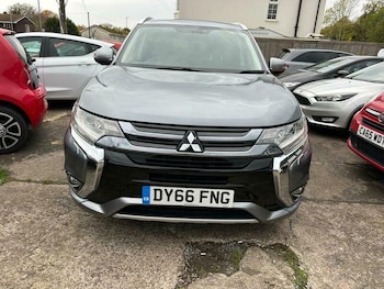 Used Mitsubishi Outlander 2016 for sale - 76520896: Photo