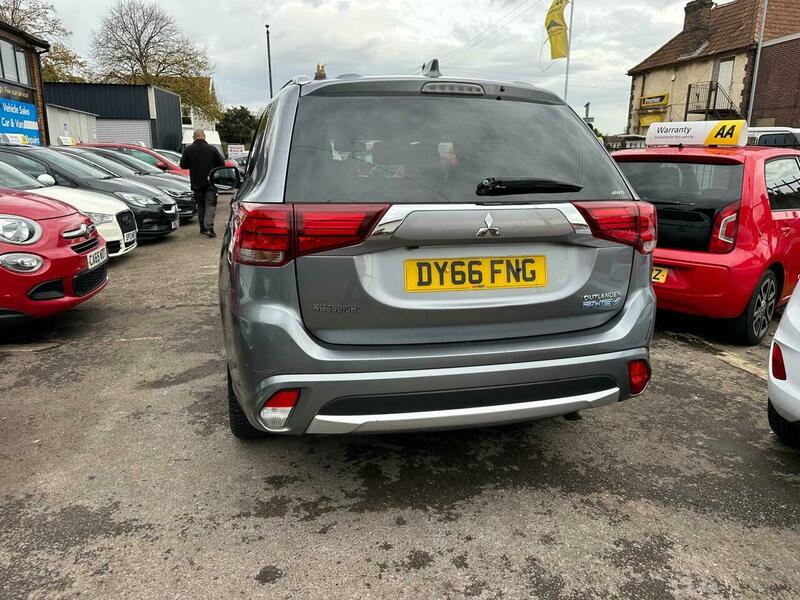 Used Mitsubishi Outlander 2016 for sale - 76520896: Photo 6