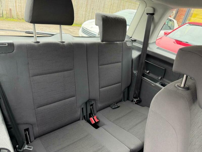 Used Volkswagen Touran 2010 for sale - 77409226: Photo 19