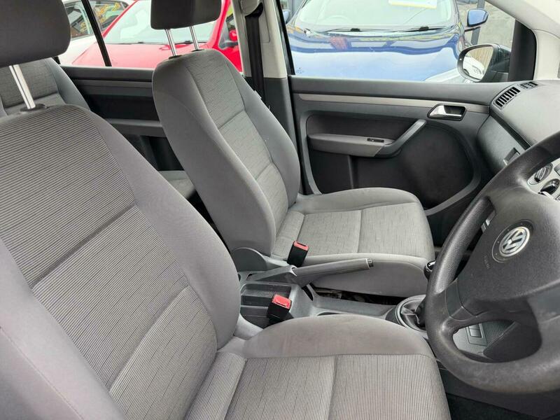 Used Volkswagen Touran 2010 for sale - 77409226: Photo 22