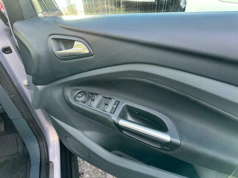 Used Ford C-Max 2012 for sale - 76798928: Photo 16