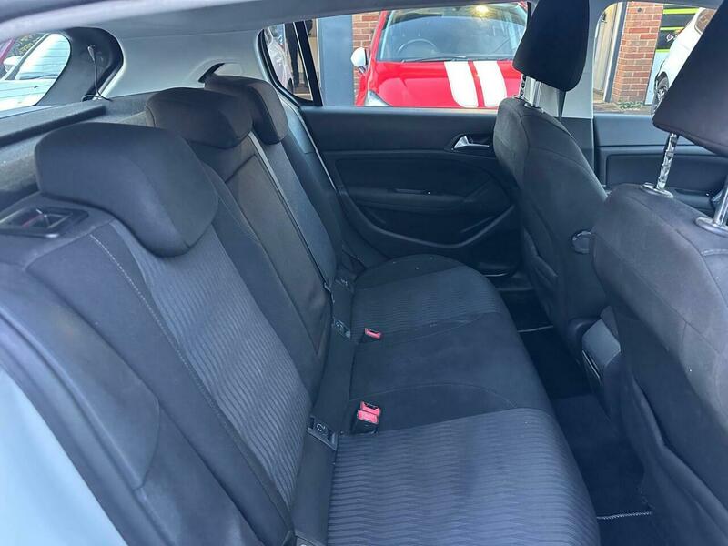 Used Peugeot 308 2014 for sale - 77140399: Photo 14