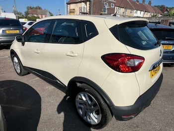 Used Renault Captur 2014 for sale - 79266268: Photo