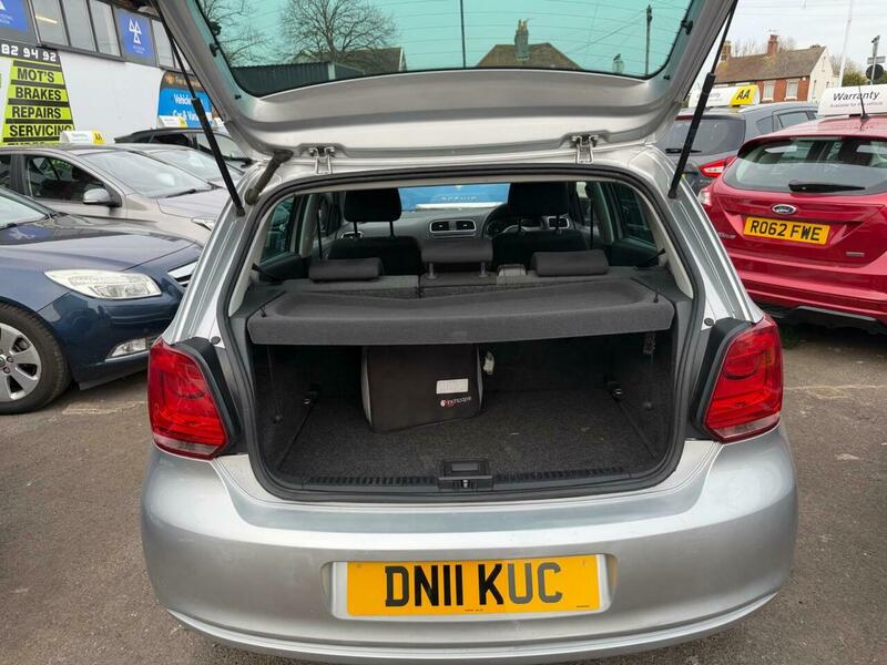 Used Volkswagen Polo 2011 for sale - 78004085: Photo 11