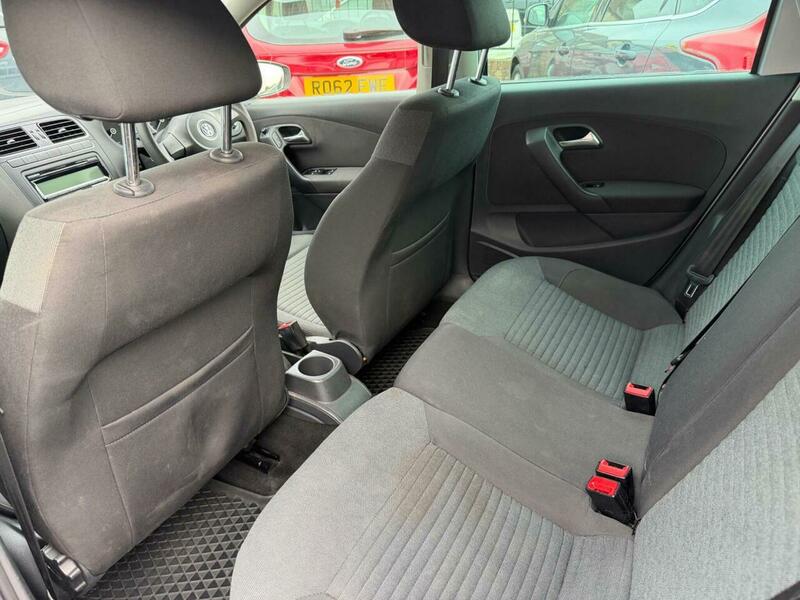 Used Volkswagen Polo 2011 for sale - 78004085: Photo 9