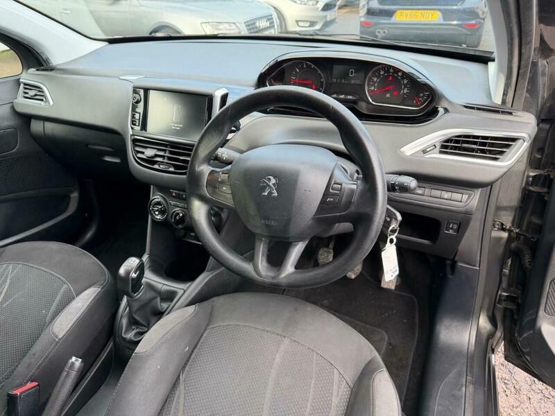 Used Peugeot 208 2015 for sale - 77394999: Photo 14