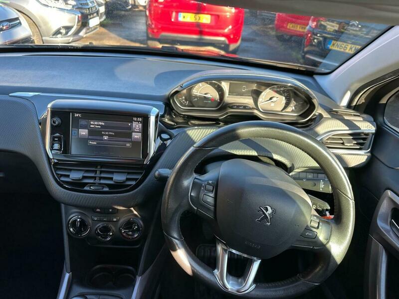 Used Peugeot 2008 2016 for sale - 78018046: Photo 19