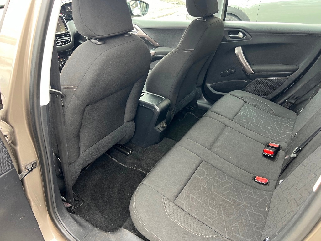 Used Peugeot 2008 2016 for sale - 77790308: Photo 11