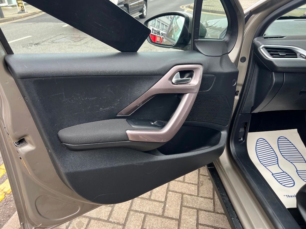 Used Peugeot 2008 2016 for sale - 77790308: Photo 13