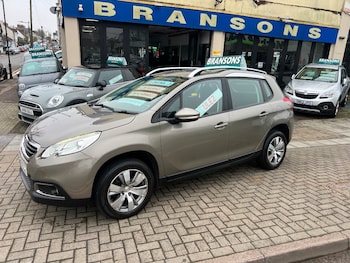 Used Peugeot 2008 2016 for sale - 77790308: Photo