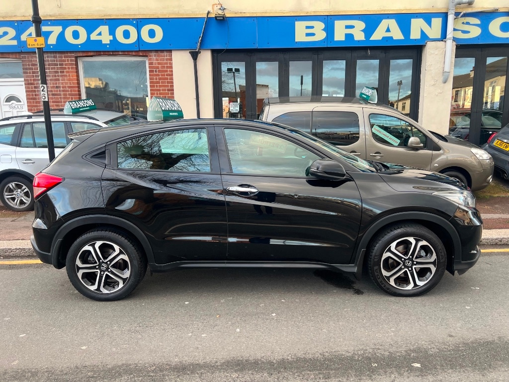 Used Honda HR-V 2017 for sale - 77283967: Photo 17