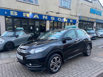 Used Honda HR-V 2017 for sale - 77283967: Photo