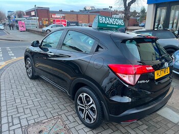Used Honda HR-V 2017 for sale - 77283967: Photo