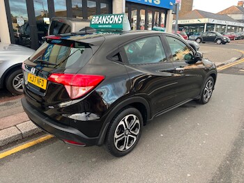 Used Honda HR-V 2017 for sale - 77283967: Photo