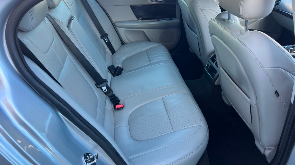 Used Jaguar XF 2011 for sale - 77289406: Photo 10