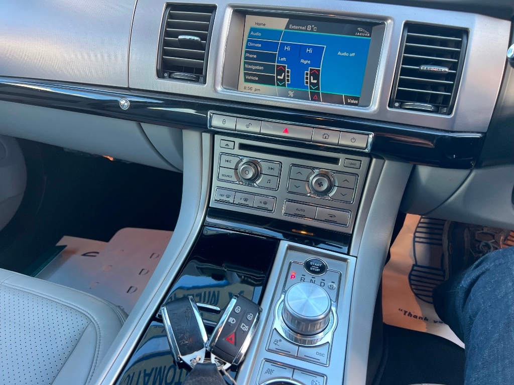 Used Jaguar XF 2011 for sale - 77289406: Photo 23