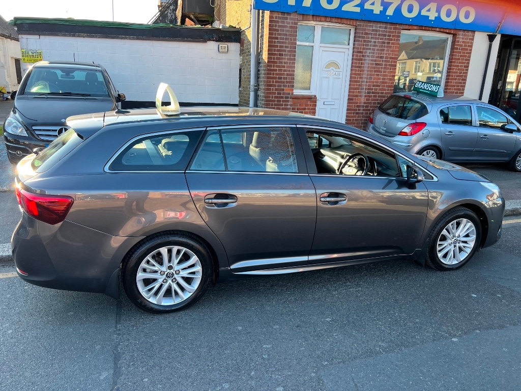 Used Toyota Avensis 2016 for sale - 78057245: Photo 19