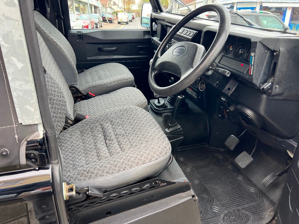 Used Land Rover Defender 2004 for sale - 78098534: Photo 19