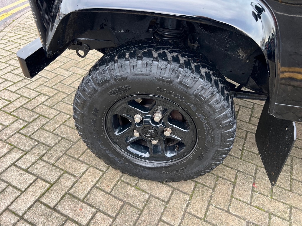 Used Land Rover Defender 2004 for sale - 78098534: Photo 21