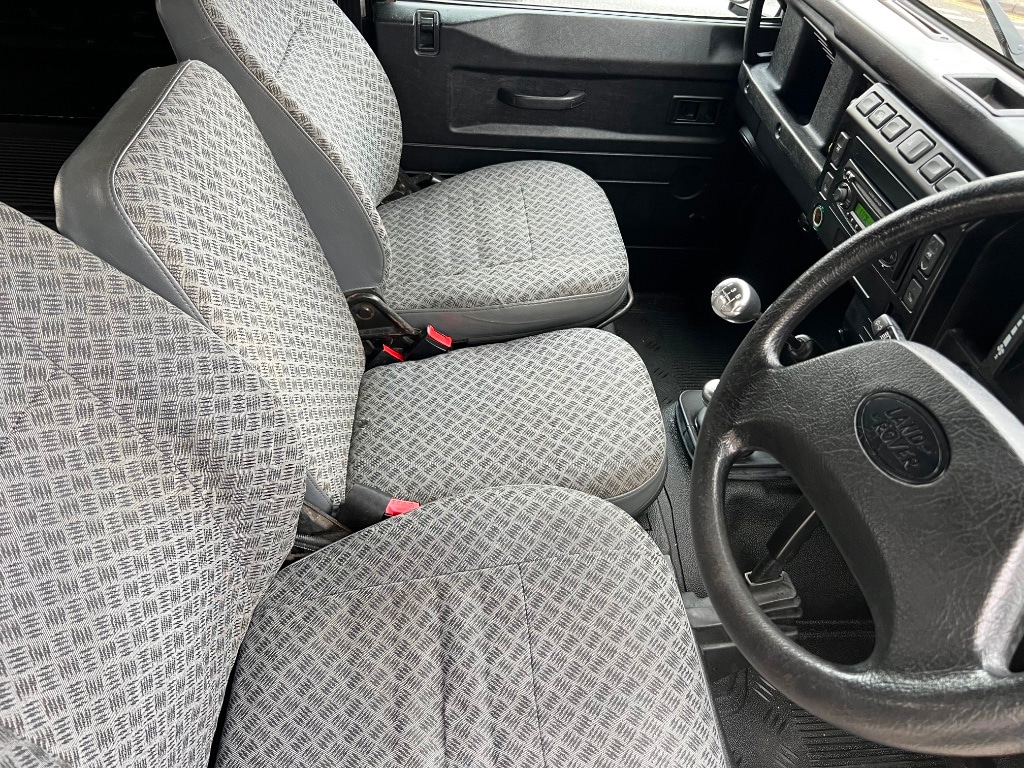 Used Land Rover Defender 2004 for sale - 78098534: Photo 22