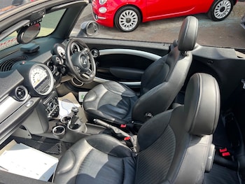 Used MINI Convertible 2011 for sale - 78965093: Photo