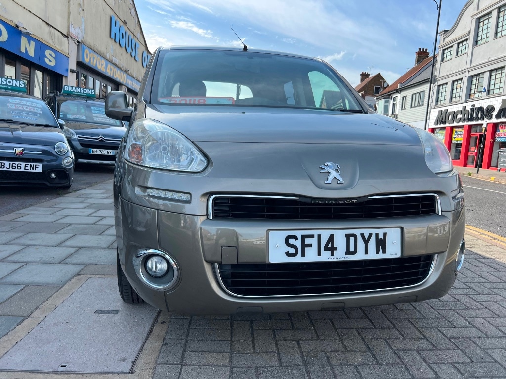 Used Peugeot Partner Tepee 2014 for sale - 76381844: Photo 2