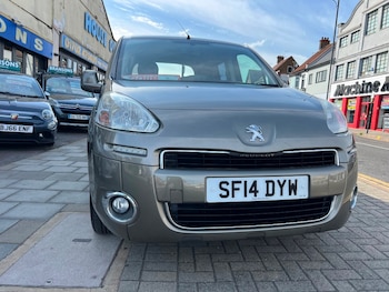 Used Peugeot Partner Tepee 2014 for sale - 76381844: Photo