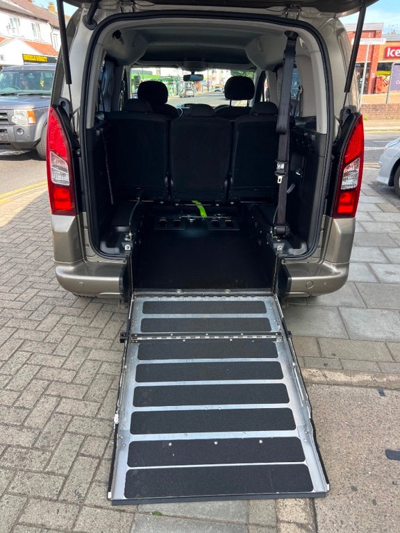 Used Peugeot Partner Tepee 2014 for sale - 76381844: Photo 6