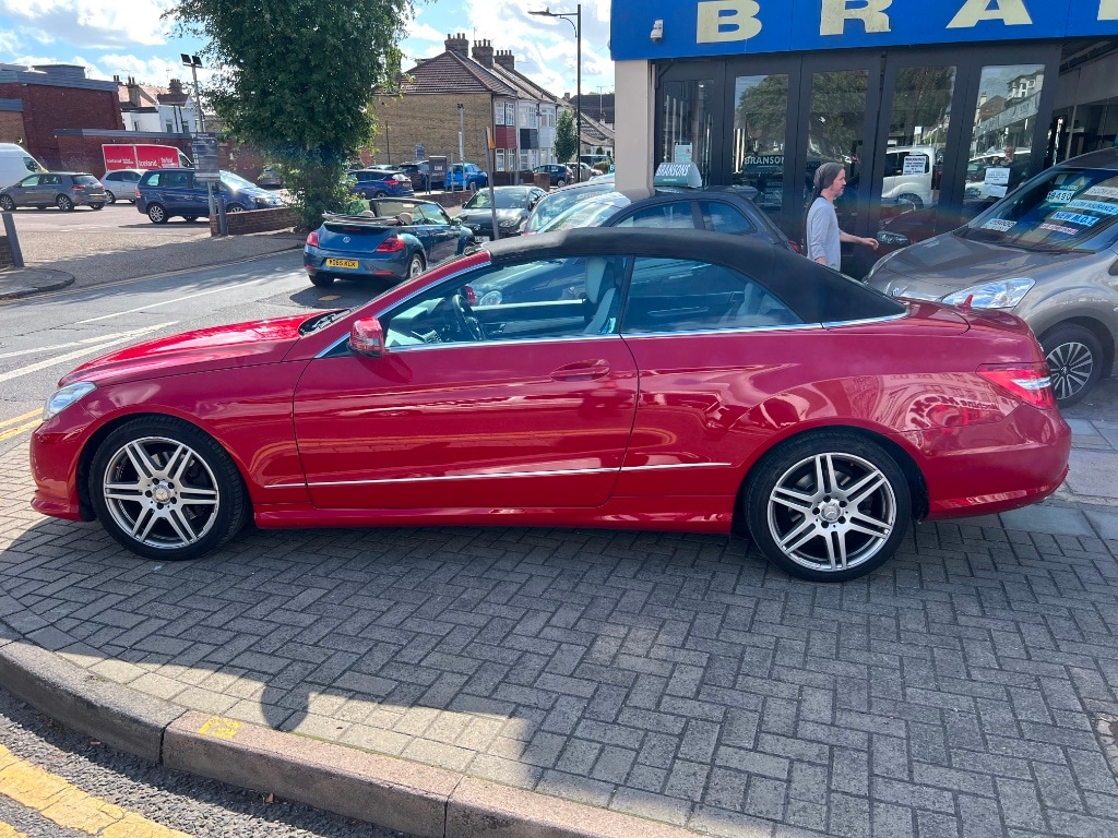 Used Mercedes-Benz E Class 2012 for sale - 76630379: Photo 25
