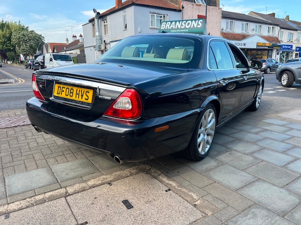 Used Jaguar XJ 2008 for sale - 75212623: Photo 6