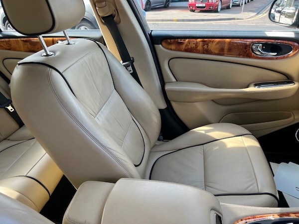 Used Jaguar XJ 2008 for sale - 75212623: Photo 7