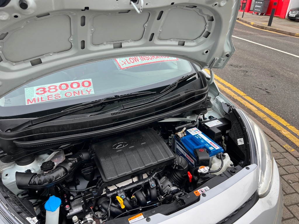 Used Hyundai i10 2014 for sale - 77289407: Photo 9