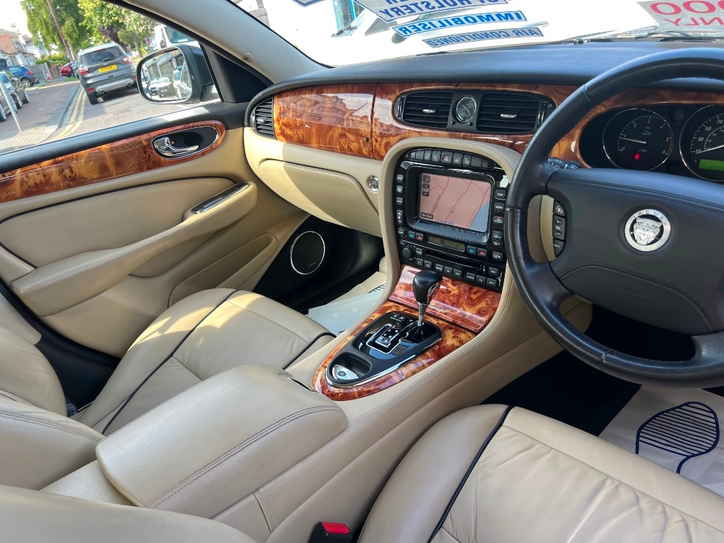 Used Jaguar XJ 2008 for sale - 76381843: Photo 12