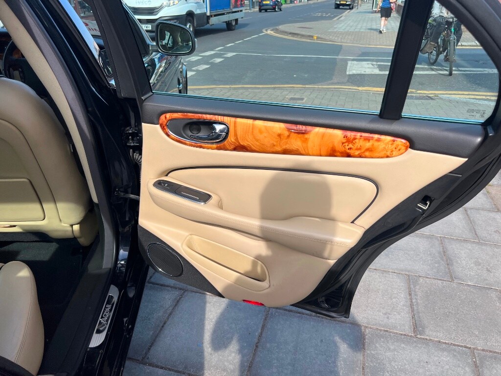 Used Jaguar XJ 2008 for sale - 76381843: Photo 22