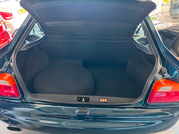Used Ford Escort 1996 for sale - 75386159: Photo 19