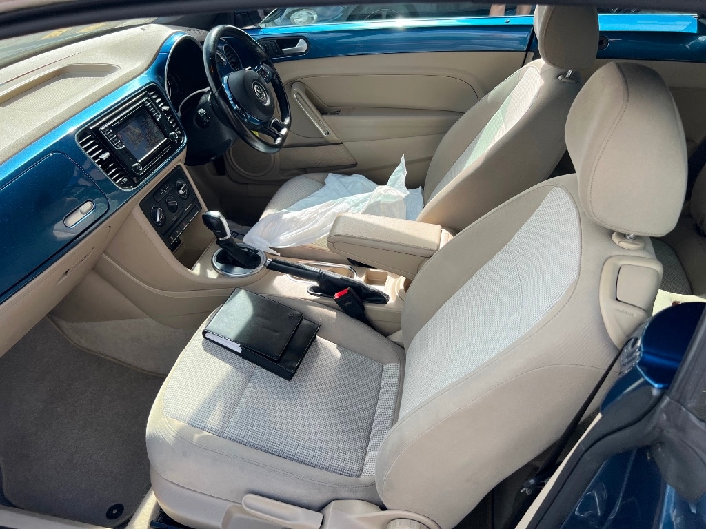 Used Volkswagen Beetle 2015 for sale - 76381851: Photo 10