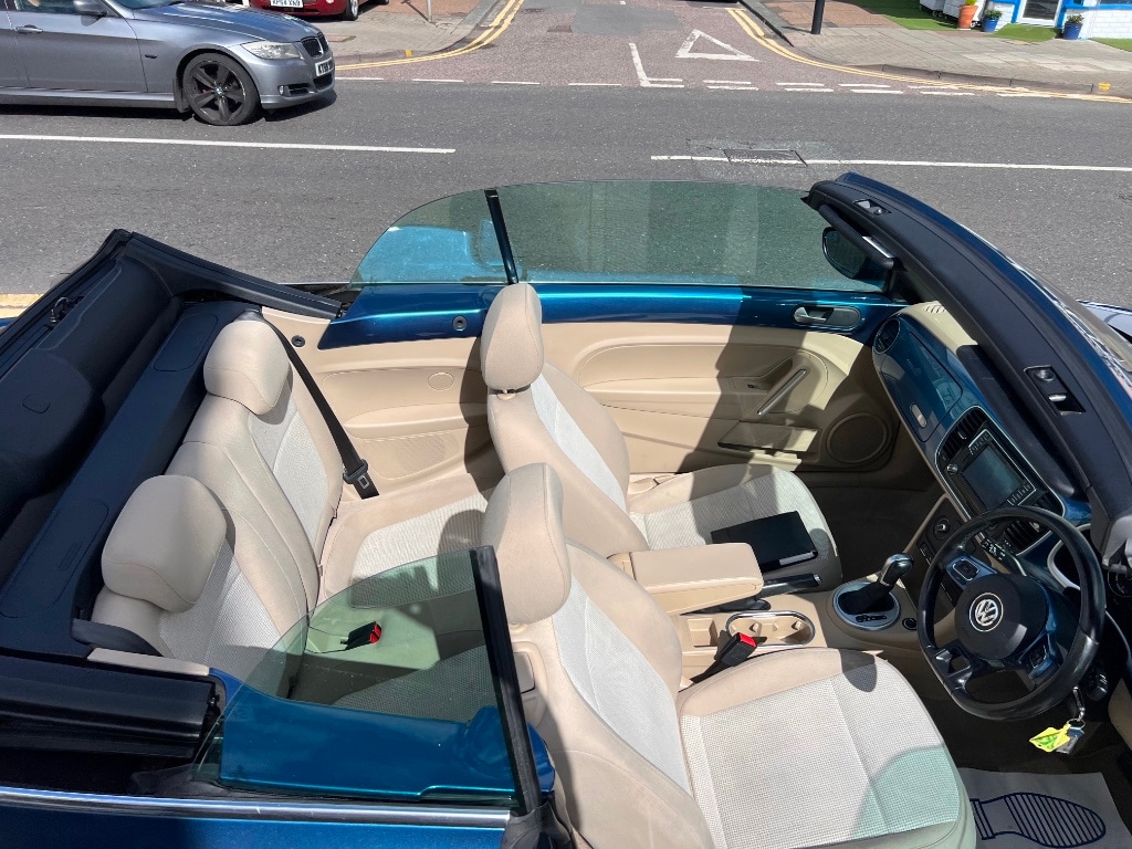 Used Volkswagen Beetle 2015 for sale - 76381851: Photo 12