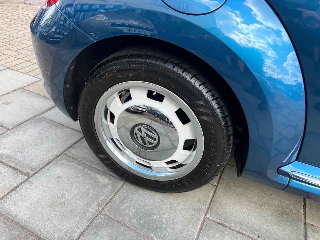 Used Volkswagen Beetle 2015 for sale - 76381851: Photo 16