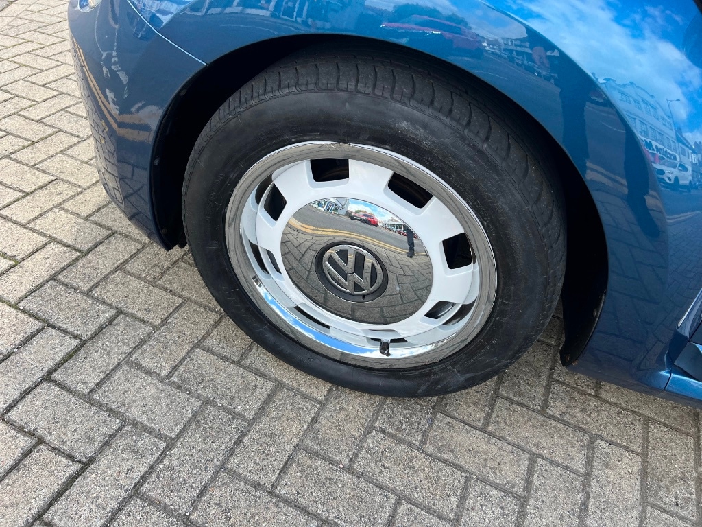 Used Volkswagen Beetle 2015 for sale - 76381851: Photo 27