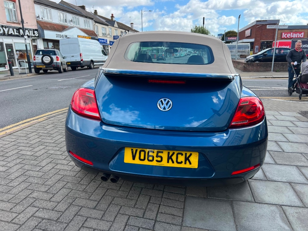 Used Volkswagen Beetle 2015 for sale - 76381851: Photo 4