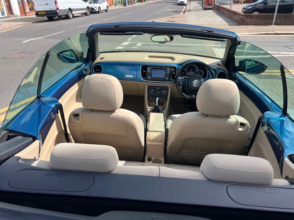 Used Volkswagen Beetle 2015 for sale - 76381851: Photo 9