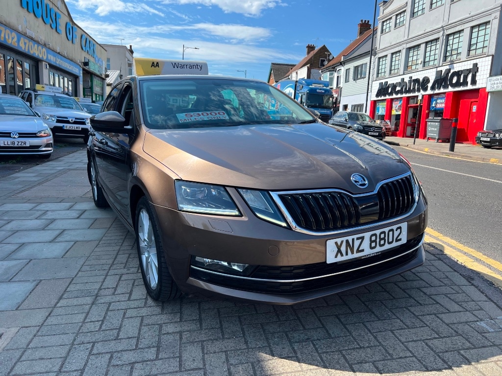 Used Skoda Octavia 2018 for sale - 76381845: Photo 2