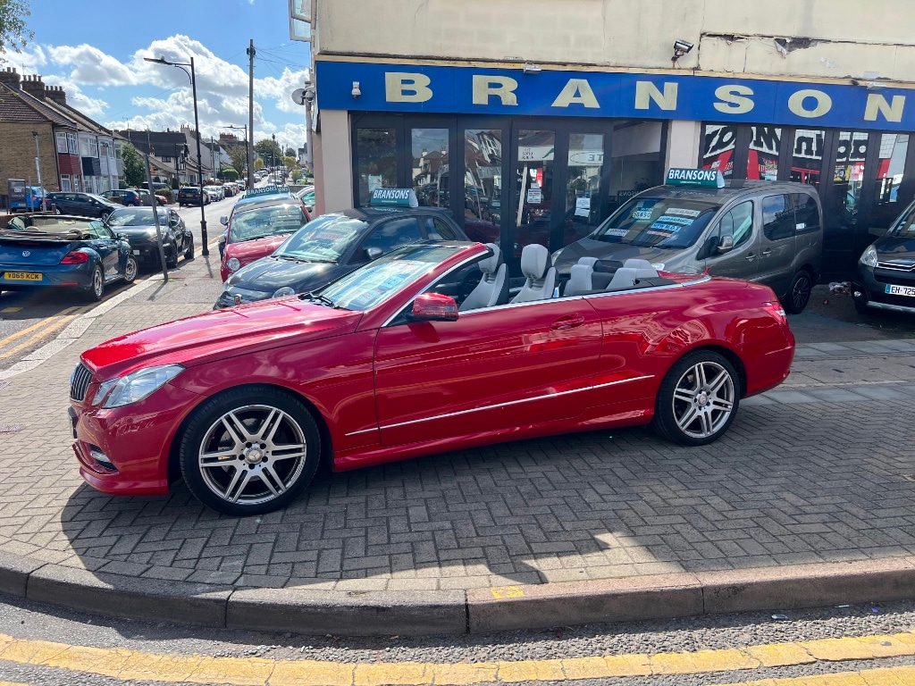 Used Mercedes-Benz E Class 2012 for sale - 77790307: Photo 2